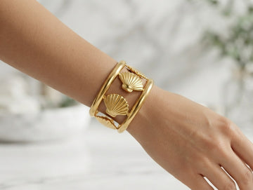 Aurelia Shell Cuff